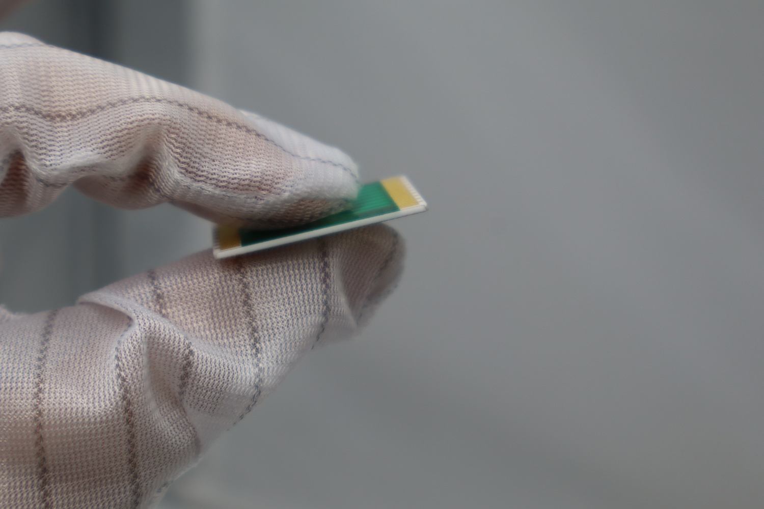 氧化铝陶瓷PCB基板厚度与截面细节