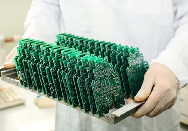 什么是PCB板找深圳健翔升?